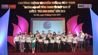 Đường Ninh Hoà nhận giải Thương hiệu nổi tiếng 2015 Đường Ninh Hoà nhận giải Thương hiệu nổi tiếng 2015