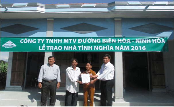 CÔNG TY TNHH MTV ĐƯỜNG BIÊN HÒA – NINH HÒA TRAO TẶNG NHÀ TÌNH NGHĨA CHO CÁC GIA ĐÌNH CHÍNH SÁCH, KHÓ KHĂN TẠI ĐỊA PHƯƠNG