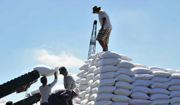 Kéo dài thời gian áp thuế đối với đường nhập khẩu